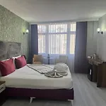 Galata Greenland Hotel 3*