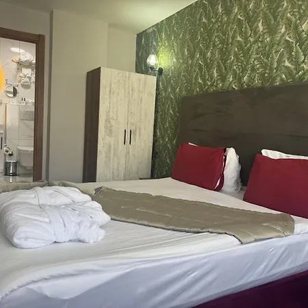 Galata Greenland Hotel 3*